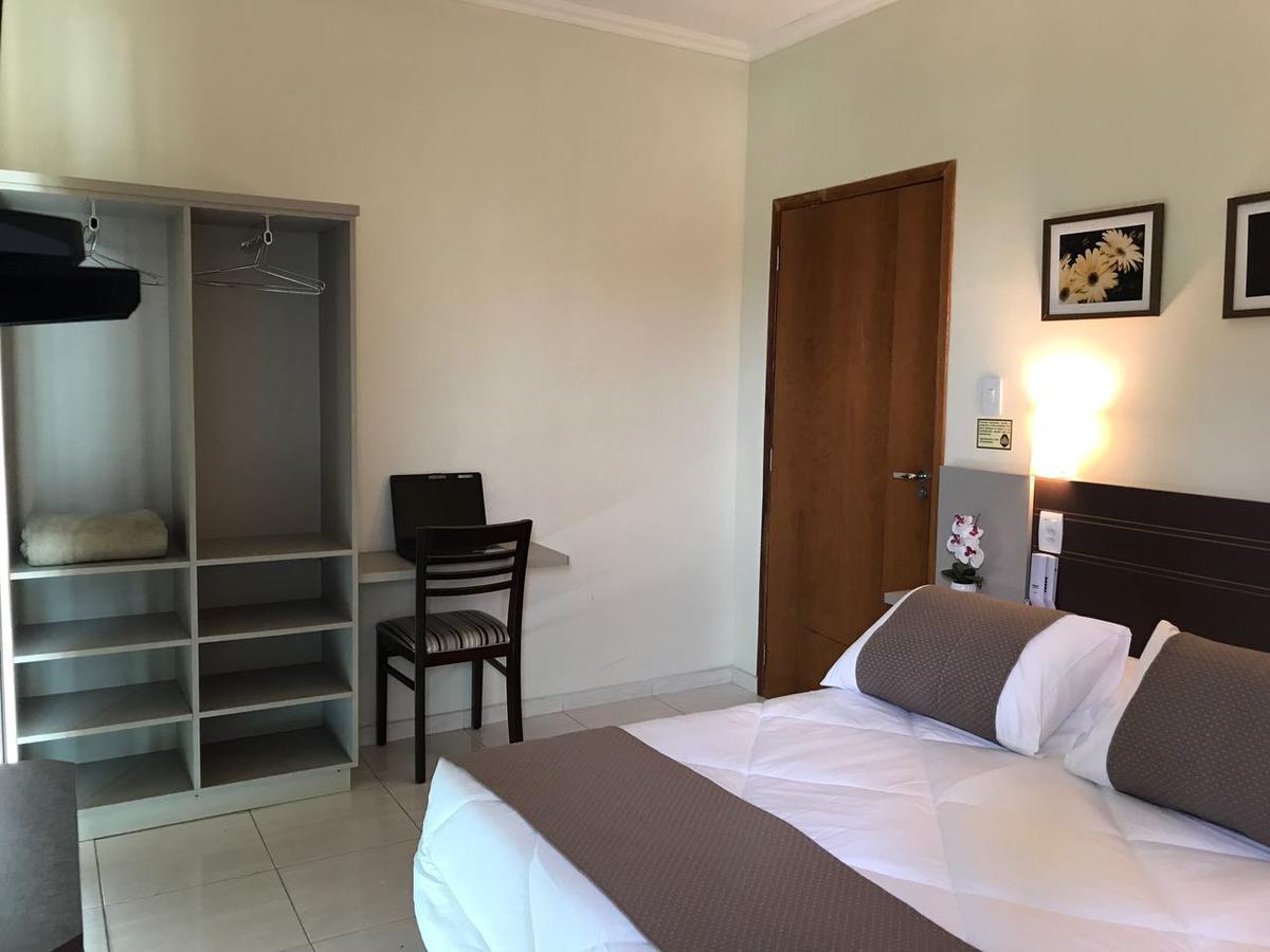 Hotel Do Reinildo I กาโชเอลา เปาลิสตา ภายนอก รูปภาพ